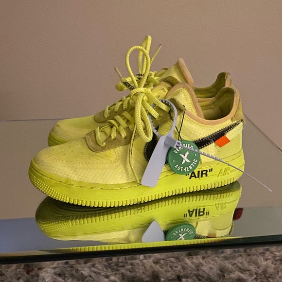 Authentic off white Air Force volt neon sneaker - Picture 2 of 7